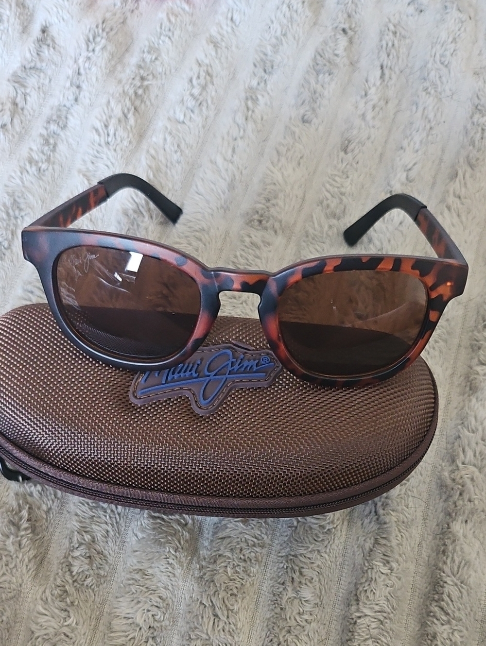 Maui Jim Koko Head style in Matte Tortoise. Vintage